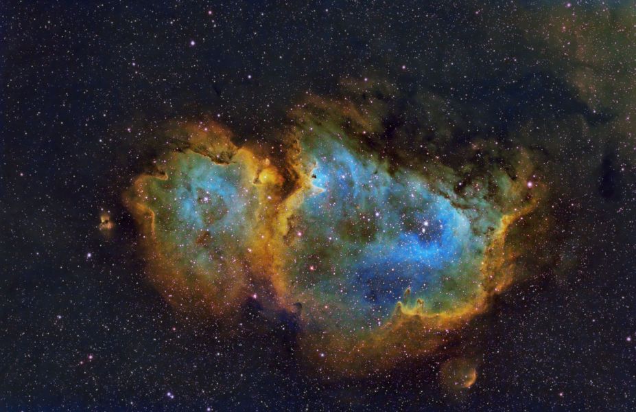 The Soul Nebula - Click on thumbnails below to bring up larger image IC 1848