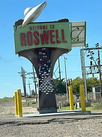 Welcome To Roswell Sign